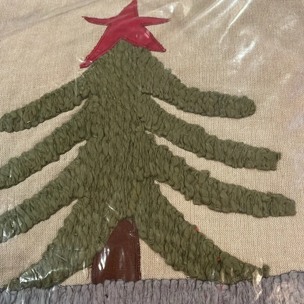 Mud Pie Tis Lodge Yarn Pillow/NWT